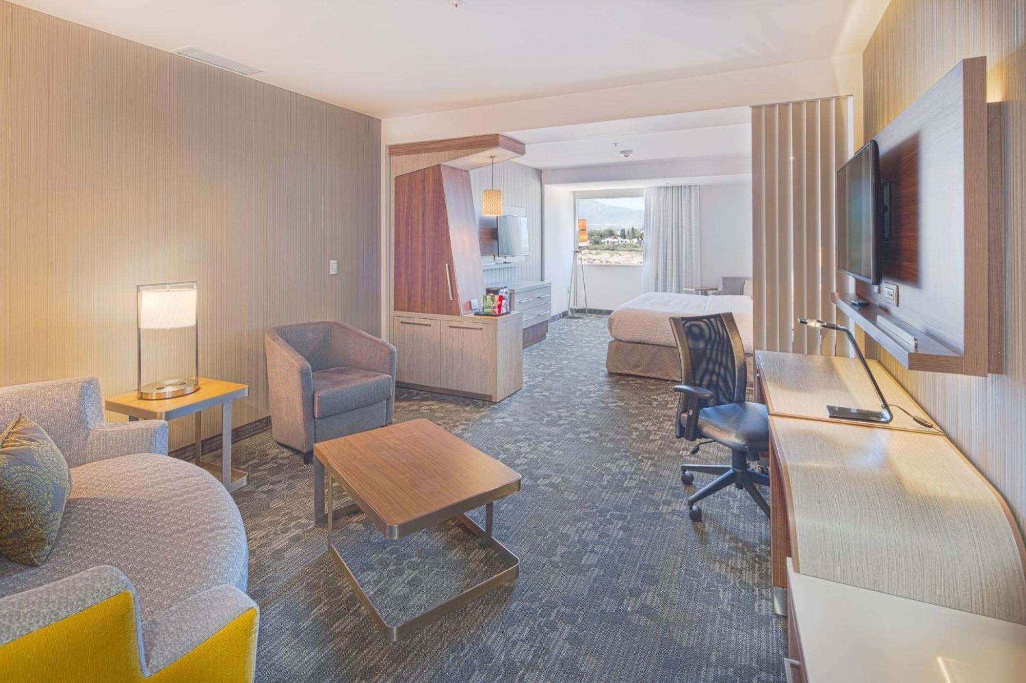 Courtyard By Marriott Saltillo Luaran gambar