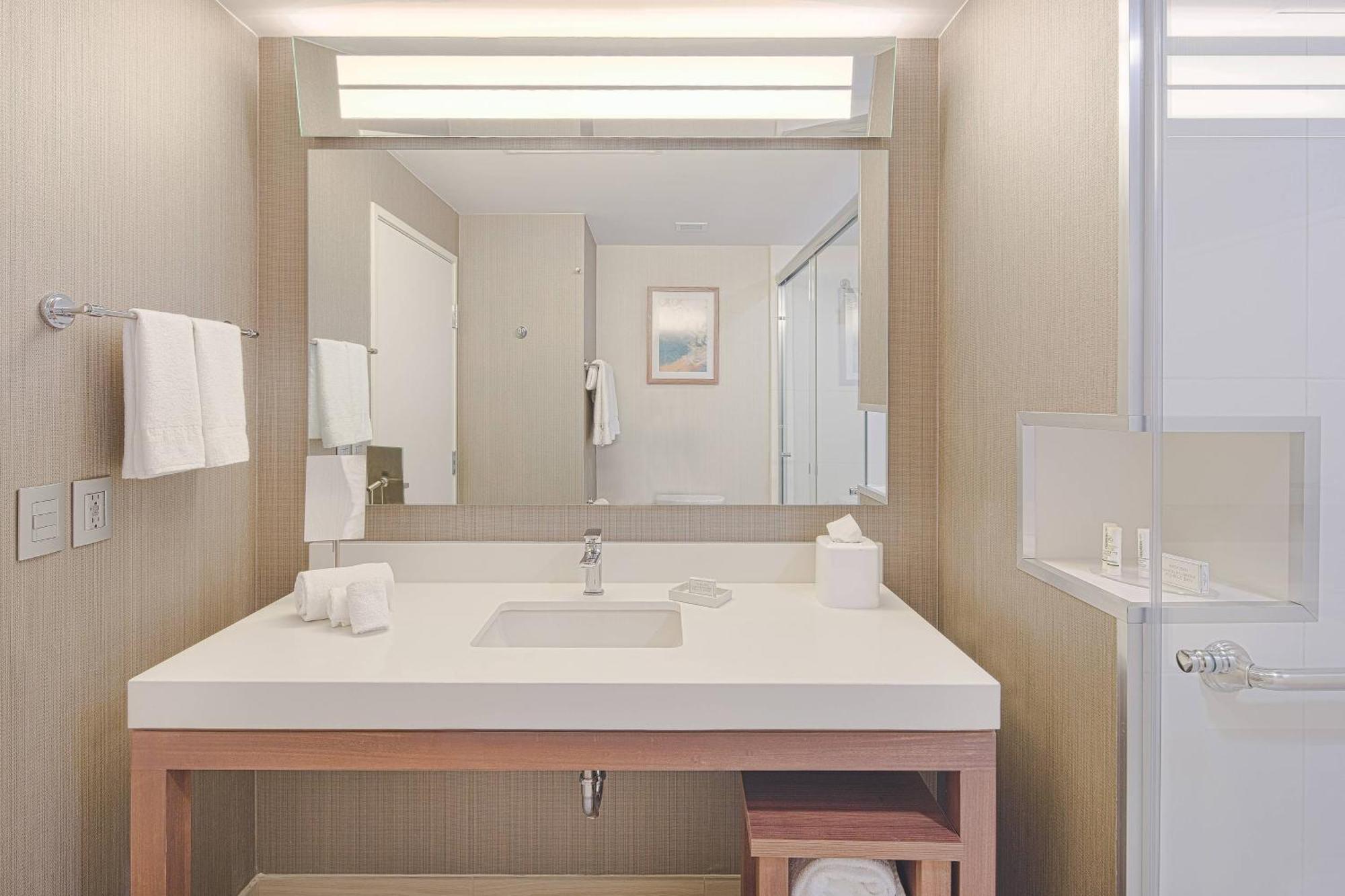 Courtyard By Marriott Saltillo Luaran gambar