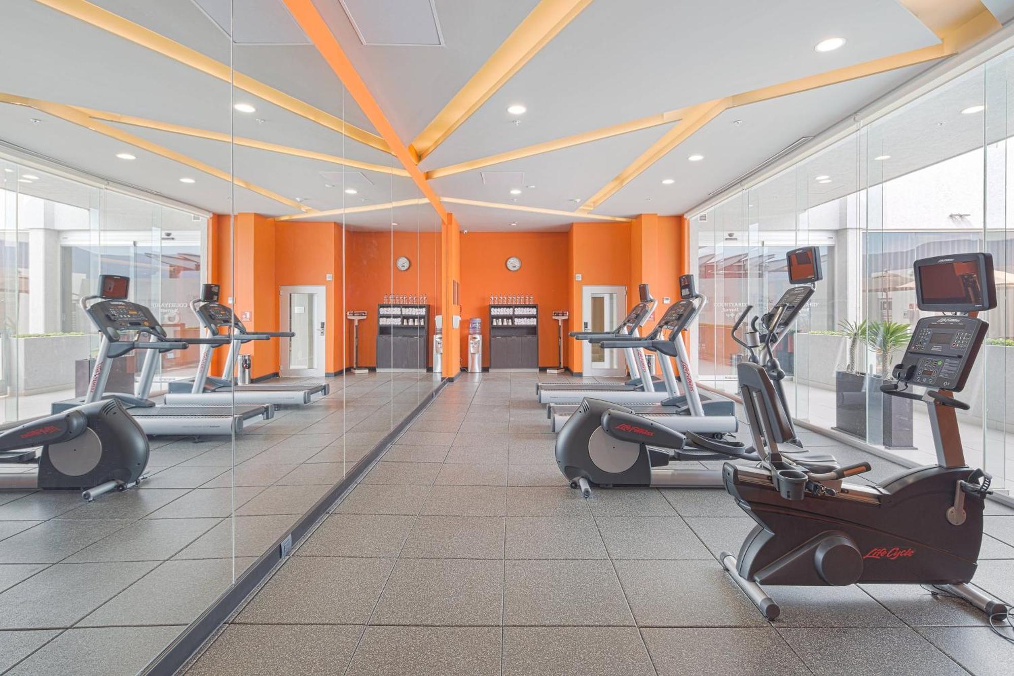 Courtyard By Marriott Saltillo Luaran gambar