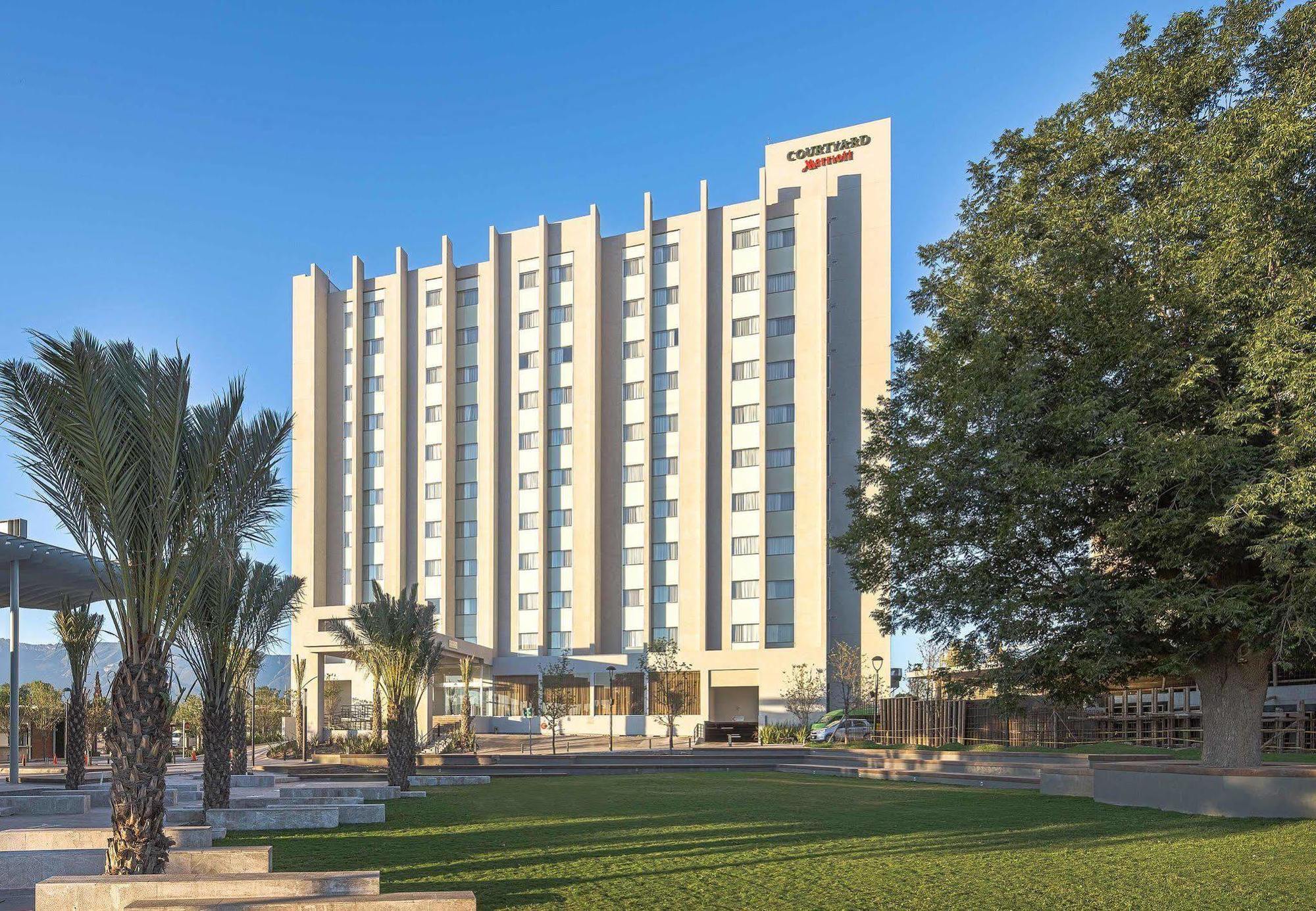 Courtyard By Marriott Saltillo Luaran gambar