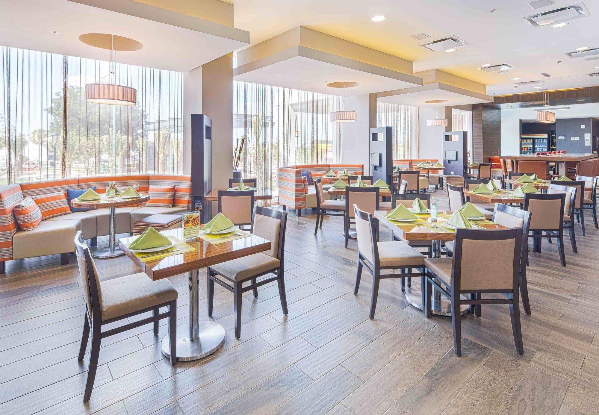 Courtyard By Marriott Saltillo Luaran gambar