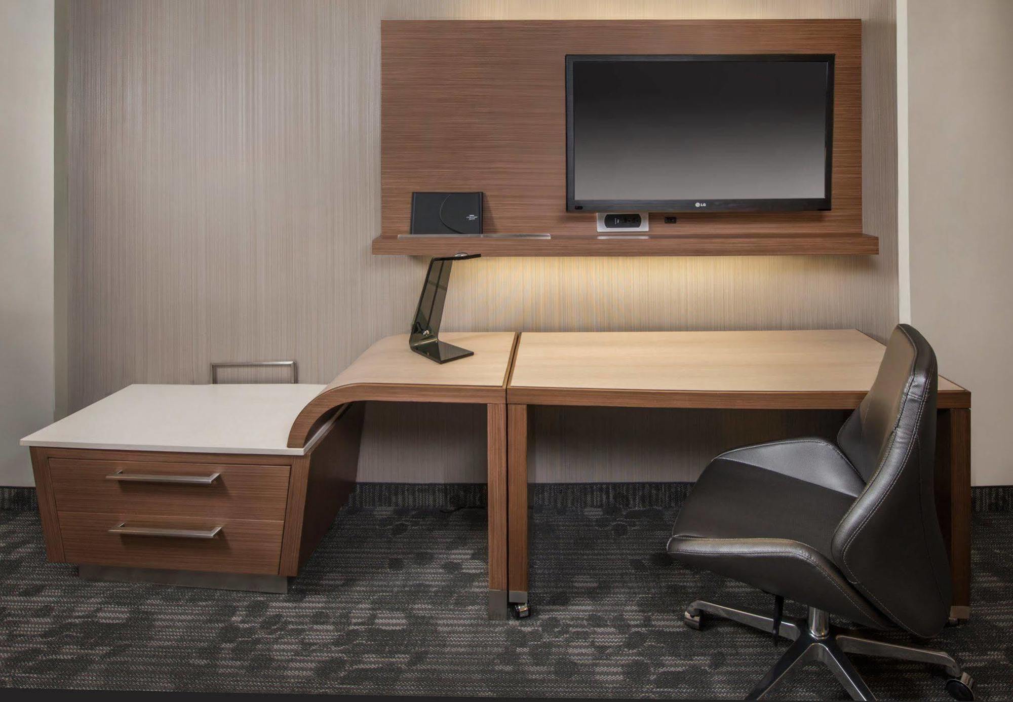 Courtyard By Marriott Saltillo Luaran gambar
